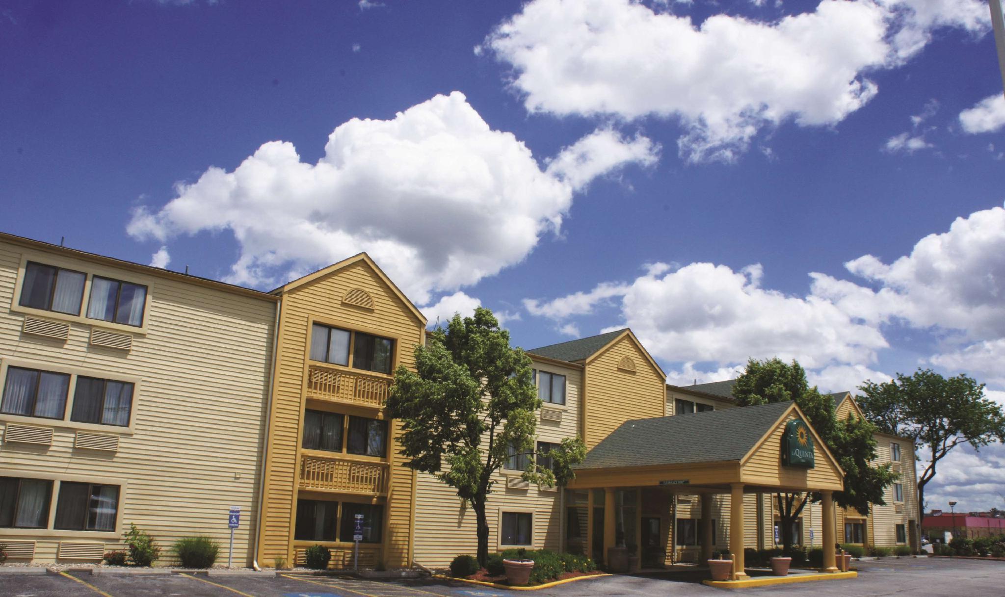La Quinta Inn By Wyndham Kansas City North North Kansas City Extérieur photo
